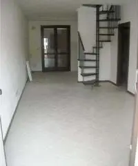 Casa indipendente a Monsummano Terme in provincia di Pistoia Casa indipendente a Monsummano Terme in provincia di Pistoia