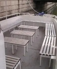 battello trasporto passeggeri