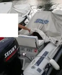 Gommone joker boat mt 4.40 + motore 40 cv