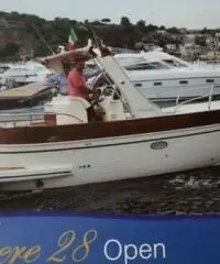 barca a motore ALTRO gozzi partenopei anno 2013 lunghezza mt 9,1