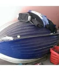 Barca in vetroresina di mt.3 con motore 4 cv johnson