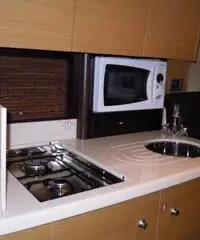 Barca da 13 metri con comandante Barca da 13 metri con comandante