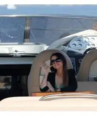 Barca da 13 metri con comandante Barca da 13 metri con comandante