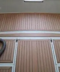 barche coperte in teak