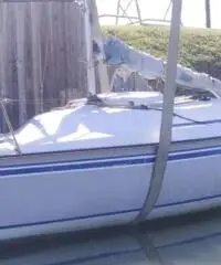 barca a vela ALTRO Micro Challenge anno 1996 lunghezza mt 550 barca a vela ALTRO Micro Challenge anno 1996 lunghezza mt 550