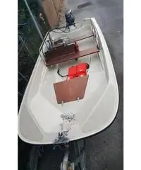 Boston Whaler 15' Super Sport+ Yamaha 25 Top+ Carrello Umbra
