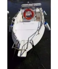 Barca Open Salpa 5mt + Yamaha 25cv Barca Open Salpa 5mt + Yamaha 25cv