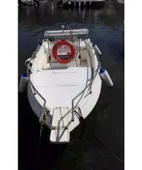 Barca Open Salpa 5mt + Yamaha 25cv Barca Open Salpa 5mt + Yamaha 25cv