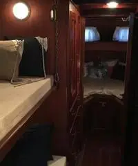 Gozzo Cabinato in fasciame di Mogano e Teak  Fratelli Mileo Gozzo Cabinato in fasciame di Mogano e Teak  Fratelli Mileo