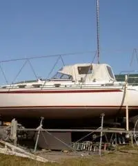 Un telaio per la copertura della barca, NOA, 10m Un telaio per la copertura della barca, NOA, 10m