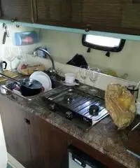 Cabinato natante