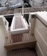 FERRETTI 680