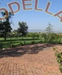 VILLE VILLETTE TERRATETTI - VILLA PLU
rifAMILIARE - CAMPI BISENZIO