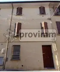 Centro città: Vendita Trilocale in via fra michelino, 41