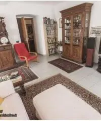 GENOVA Lagaccio / Principe, vendesi appartamento 7 vani bilivello con ingresso indipendente!