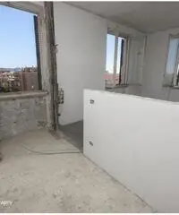 Chiavari : ultimo piano con vista mare, ampia metratura