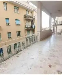 VIA BURLANDO 18 A