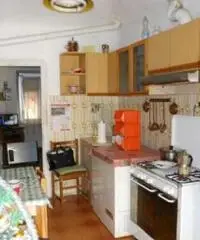 Vendita appartamento mq. 80 - Zona Molassana