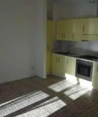 Vendita Bilocale in Via Camporino Vendita Bilocale in Via Camporino