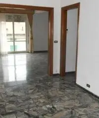Appartamento in vendita a Viareggio 220 mq Appartamento in vendita a Viareggio 220 mq