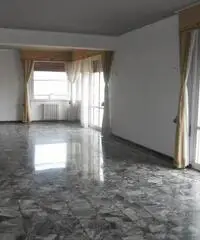 Appartamento in vendita a Viareggio 220 mq Appartamento in vendita a Viareggio 220 mq