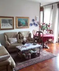 Vendita appartamento mq. 182 - Zona Terrazzano Vendita appartamento mq. 182 - Zona Terrazzano