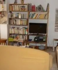 BAGGIOVARA App.to con 2 camere + studio e garage