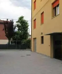 V632 - casa indipendente su 4 lati, bifamiliare