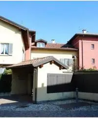 Vendita Trilocale in Via Castello, 8