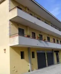 LICOLA TRIVANI 80 mq OTTIMO STATO € 99.000 LICOLA TRIVANI 80 mq OTTIMO STATO € 99.000