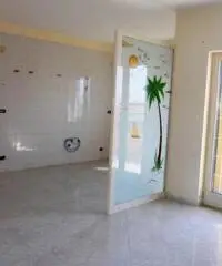 LICOLA TRIVANI 80 mq OTTIMO STATO € 99.000 LICOLA TRIVANI 80 mq OTTIMO STATO € 99.000
