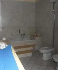 rifITI 024-av 142 - Stabile/Palazzo in Vendita a Giugliano in Campania di 400 mq