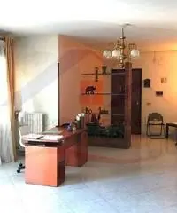 rifITI 049-SU26393 - Appartamento in Vendita a Giugliano in Campania di 110 mq