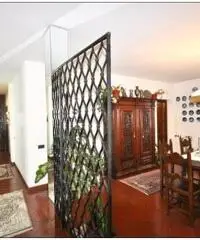 Vendita Villa in Via Perazzi