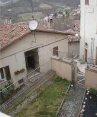 Abitazione nel Centro Storico di Preci con Giardino privato panoramico Abitazione nel Centro Storico di Preci con Giardino privato panoramico