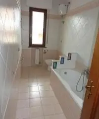 Appartamento in vendita a NAVACCHIO - Cascina 85 mq
rif: 448656
