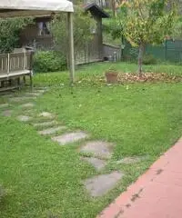 APPARTAMENTO di 3 vani e di 65 mq (CARMIGNANO)