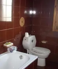 APPARTAMENTO di 4 vani e di 80 mq (CARMIGNANO)