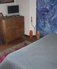 APPARTAMENTO di 4 vani e di 90 mq (CARMIGNANO)