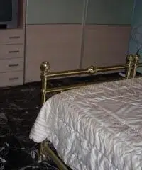 APPARTAMENTO di 6 vani e di 180 mq (CARMIGNANO)