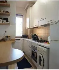 Pinarella, appartamento trilocale con ampio balcone