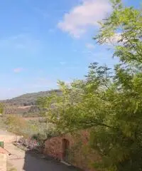 Porzione di casa in vendita a Poggibonsi 200 mq