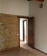 TERRA-TETTO IN ANTICO CASALE