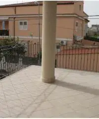 SIRACUSA, PIZZUTA, VENDESI VILLA NUOVA COSTRUZIONE CON GIARDINO