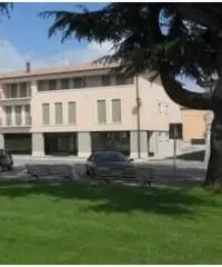 Vendita Trilocale in via salute, 15