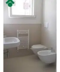 Vendita Trilocale in via salute, 15