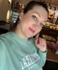 Elena, 39 anni