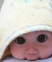 baby sitter baby sitter