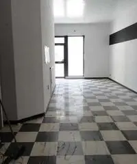 Locale commerciale in Affitto di 81mq Locale commerciale in Affitto di 81mq