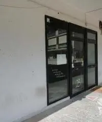 Locale commerciale in Affitto di 81mq Locale commerciale in Affitto di 81mq